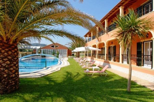 Dimitris Apartments Sidárion الغرفة الصورة